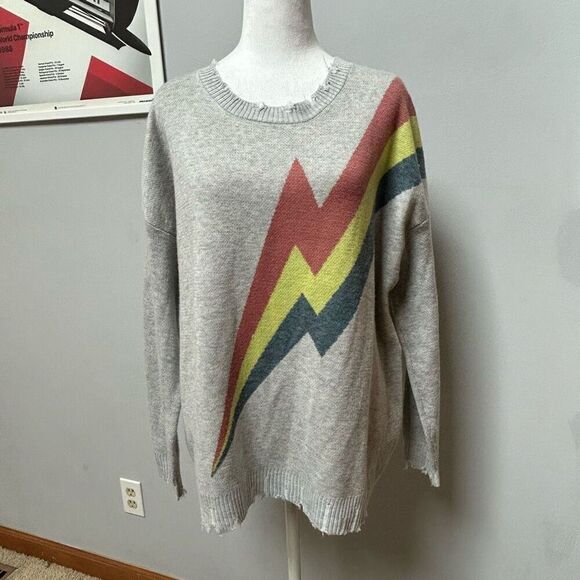 FATE gray lightning‎ bolt sweater women’s size M BIN T - Picture 1 of 10
